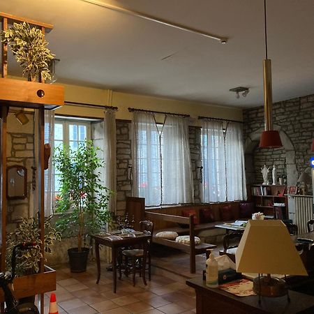 Ancien Hotel Plein De Charme Baume-les-Dames Εξωτερικό φωτογραφία